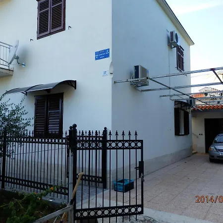Apartment Kairos *
